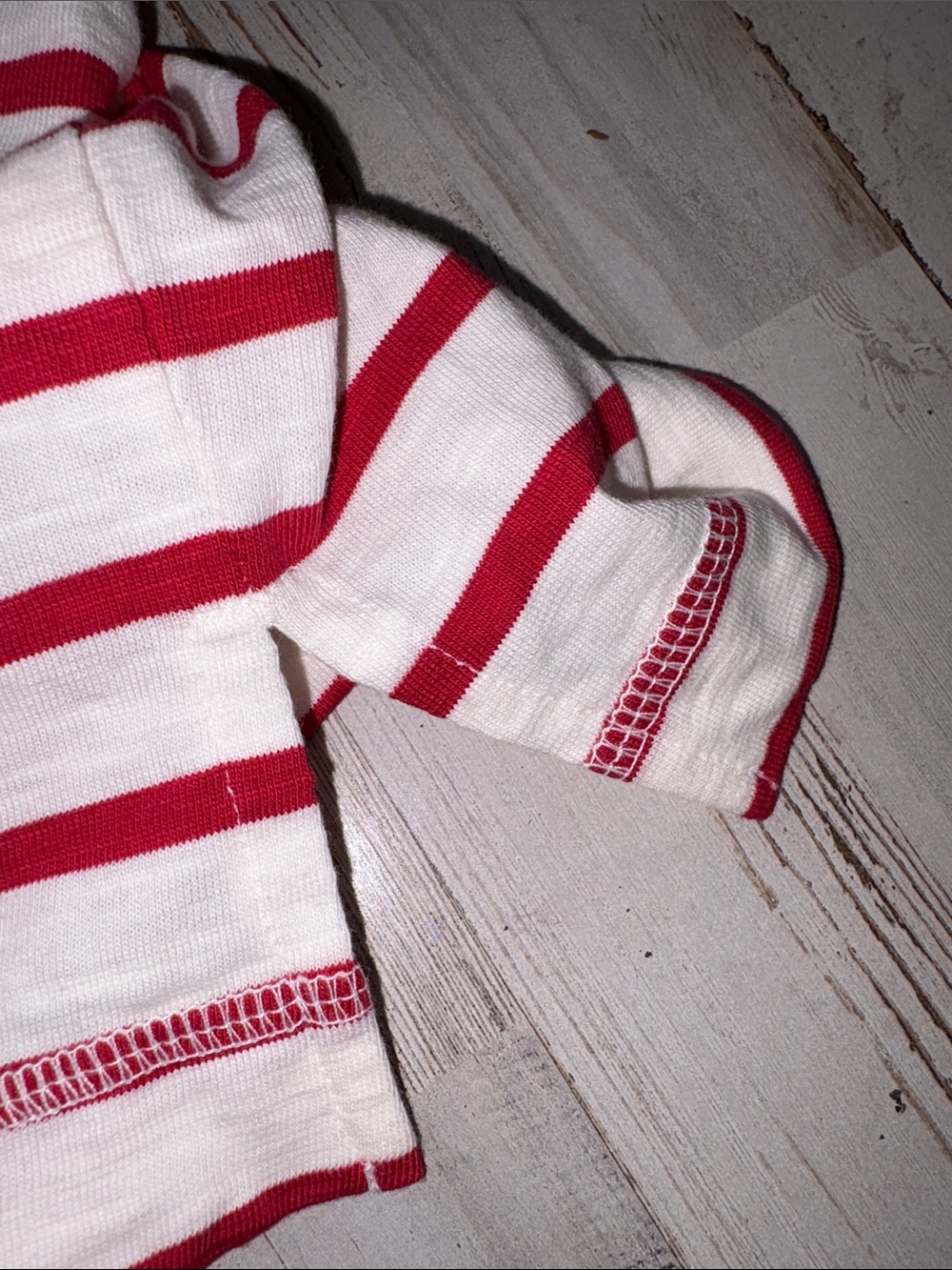 Old Navy White and Red Striped Top Size 3X - Picture 10 of 11